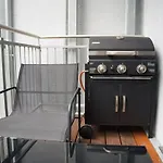 Aur Design Emerald X Balkon Premium Kingsize Free Kaffee & Wein Netflix