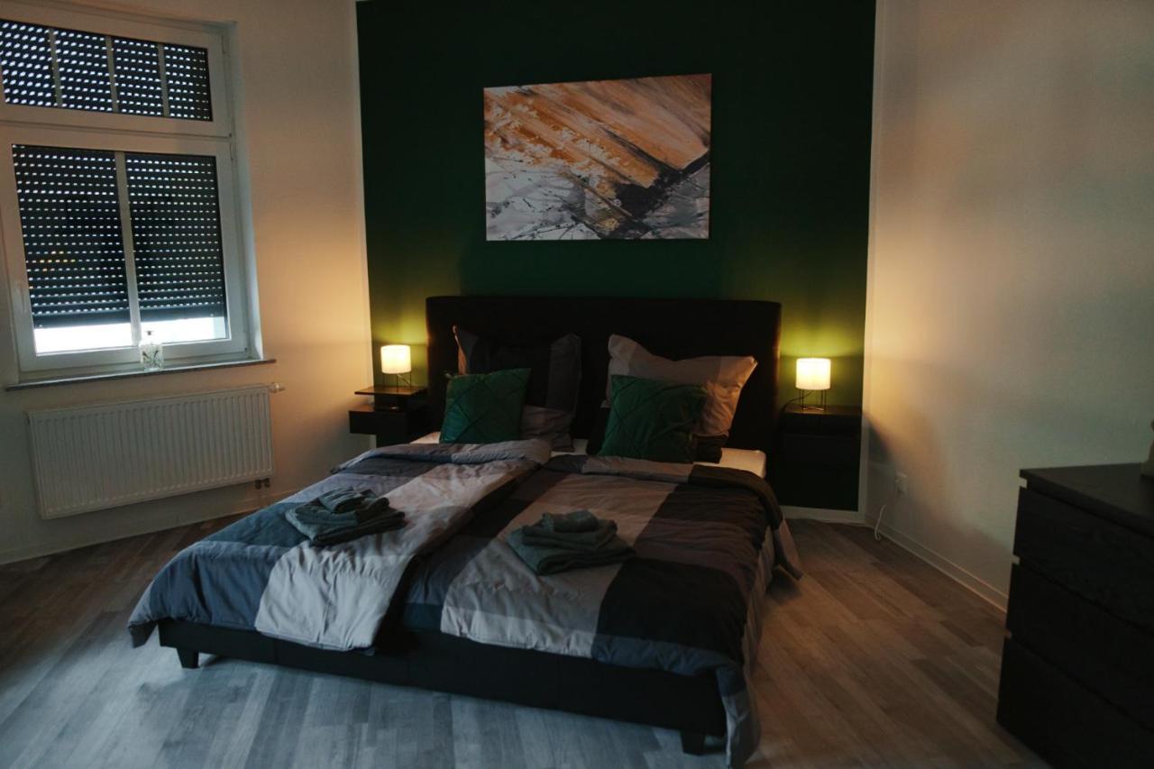 Aur Design Emerald X Balkon Premium Kingsize Free Kaffee & Wein Netflix Apartment Magdeburg