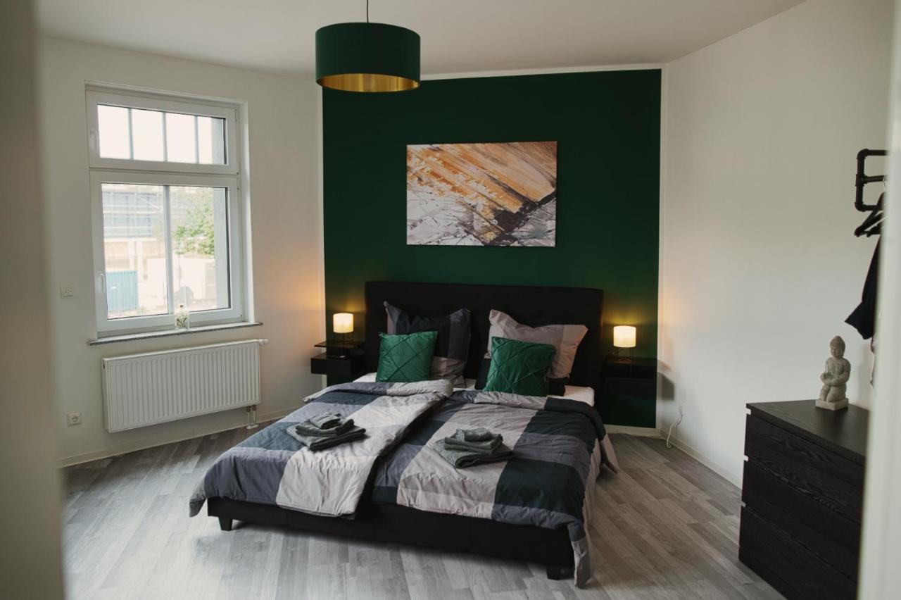 Aur Design Emerald X Balkon Premium Kingsize Free Kaffee & Wein Netflix Apartment